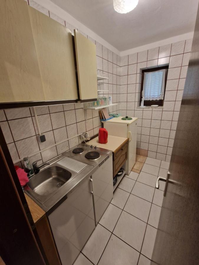 Rooms Anita Sibinj Sibinj Krmpotski Εξωτερικό φωτογραφία